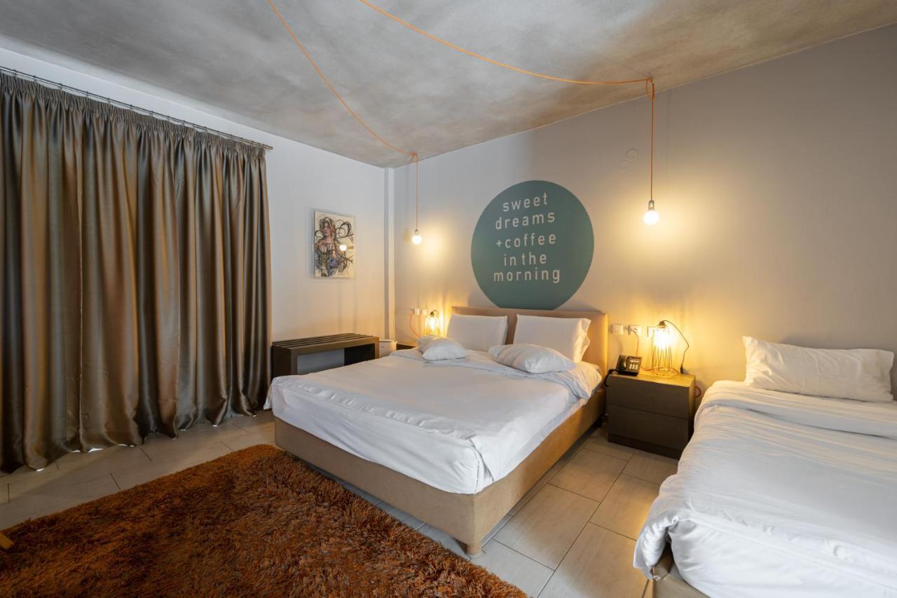 Oniropetra Boutique Hotel Карпенисион Экстерьер фото