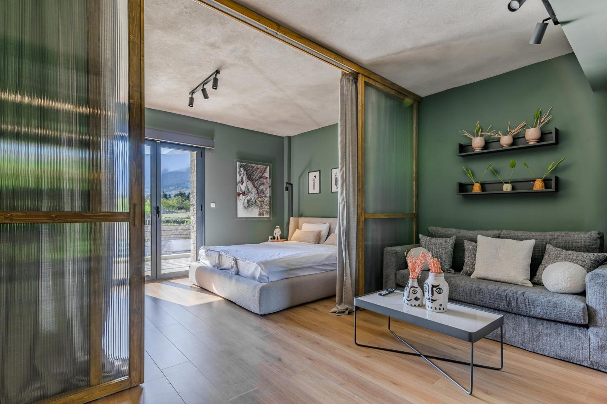 Oniropetra Boutique Hotel Карпенисион Экстерьер фото