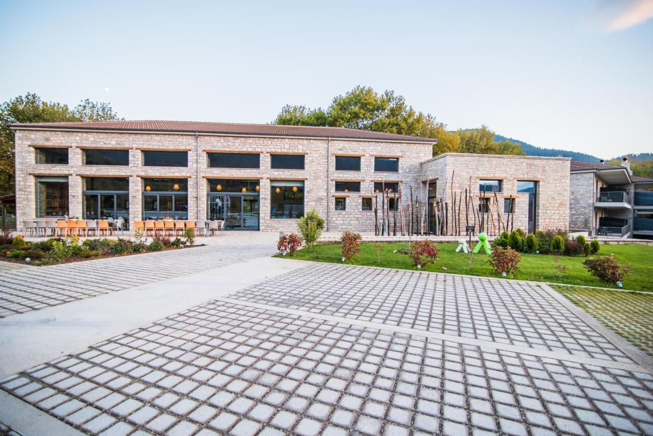 Oniropetra Boutique Hotel Карпенисион Экстерьер фото